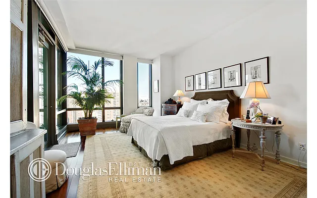 Sold by Douglas Elliman | media 19