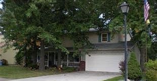 3rd image of 1479 Hawthorne Ct