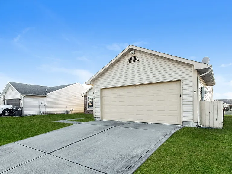 1418 Green Spring Way — Photo 3