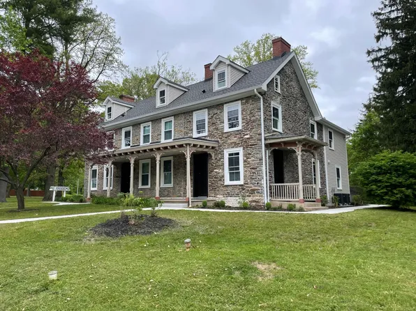 401 S Main St APT A, Quakertown, PA 18951