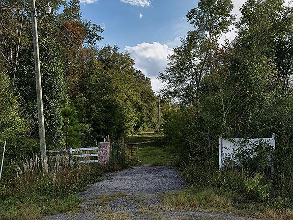 4th image of 783/767 Highway 90
