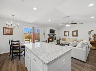 1813 Castle Dr, Garland, TX 75040