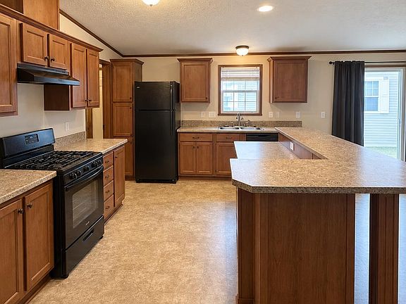 4th image of 58421 Brookside Dr