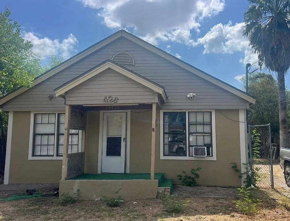 426 Garfield Dr