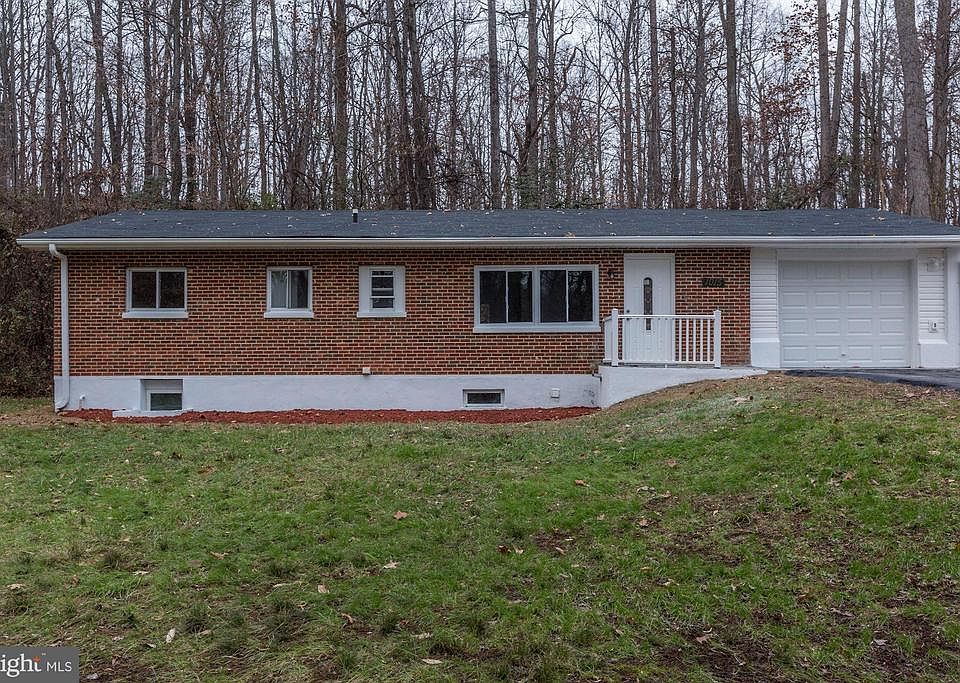 1st image of 1015 Waterbury Heights Dr