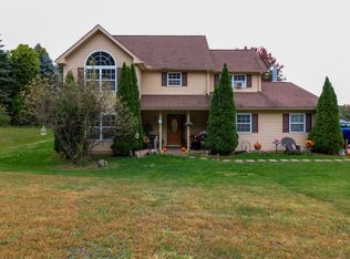 1024 State Rd, Effort, PA 18330