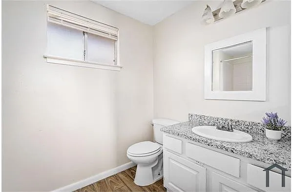 Building Photo - 5215 Gladeside Dr