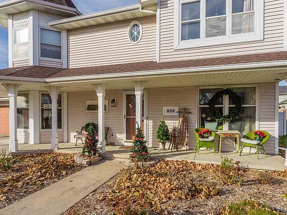 Awesome Front Porch!