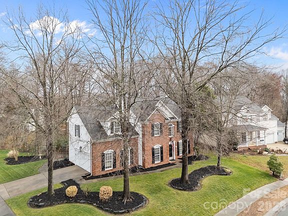 4th image of 5536 Tullamore Ln