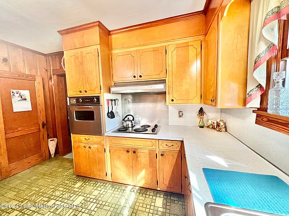 4th image of 345 Claybrook Dr