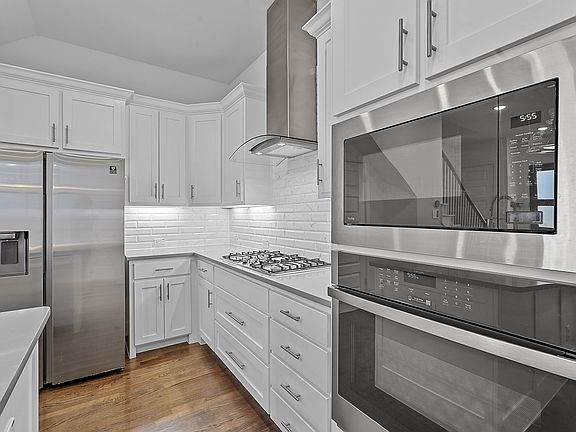 5th image of 4906 McGill Dr