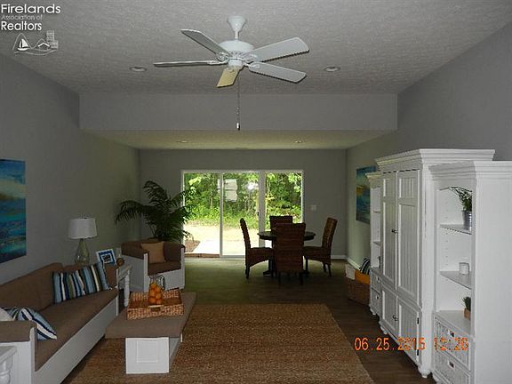 2nd image of 338 Lighthouse Oval