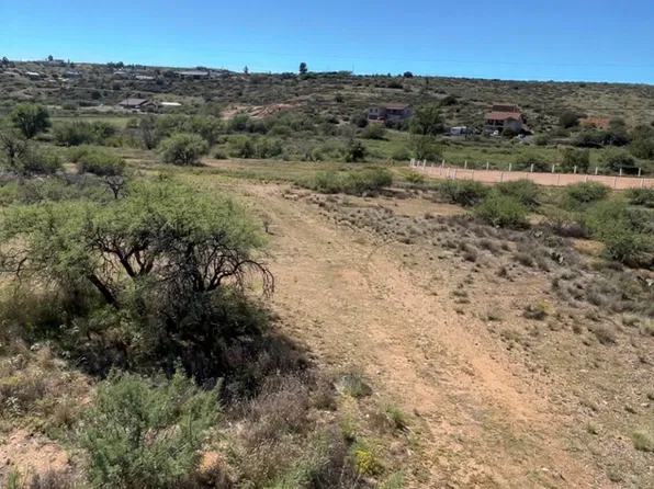 20097 E Lakeside Rd, Mayer, AZ 86333