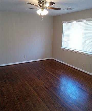 4th image of 438 W Scotland Dr