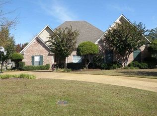 100 Somerford Ct, Madison, MS 39110