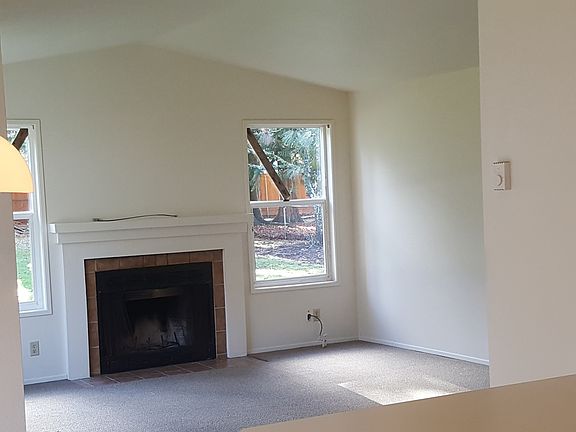 4th image of 4408 216th St SW #A