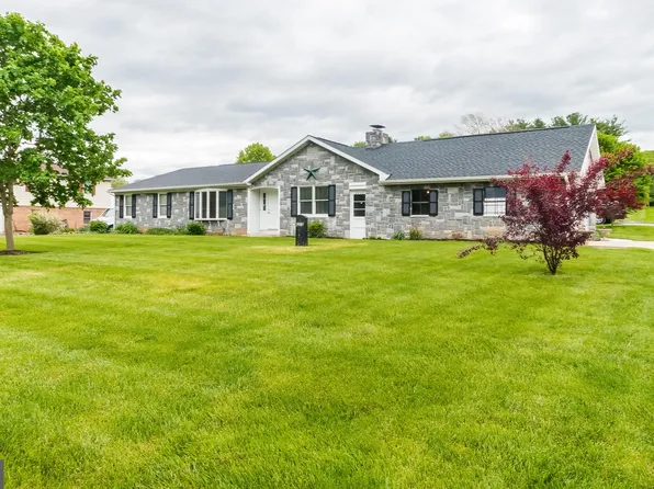 8203 Mapleville Rd, Boonsboro, MD 21713