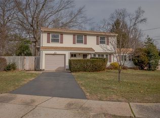 3 Evelyn Ter, Spotswood, NJ 08884