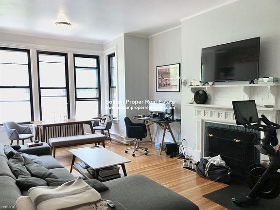 178 Marlborough St. #4 Boston - Back Bay Unit Photo 2 (4)