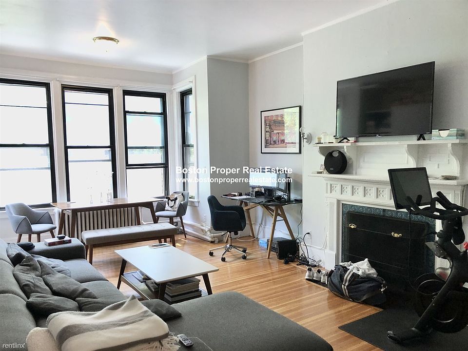 178 Marlborough St. #4 Boston - Back Bay Unit Photo 2 (1)