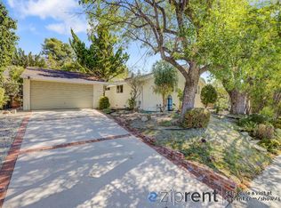 3745 Santa Carlotta St, Glendale, CA 91214