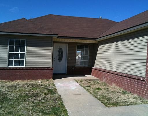 2nd image of 1880 Amethyst Ave