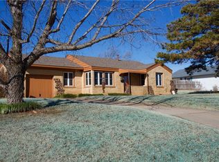 717 N 5th St, Weatherford, OK 73096