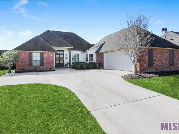 13266 Brookcrest Dr, Walker, LA 70785