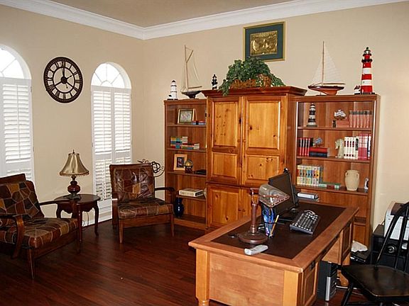 4th image of 4003 Canyon Brook Ct