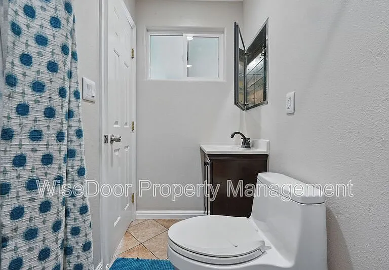 387 E Nubia St — Photo 23
