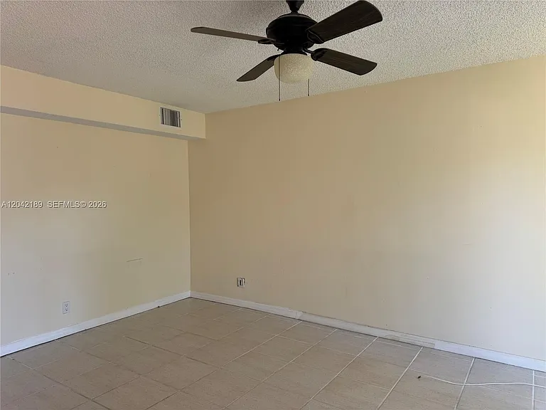 2795 NE 164th St #6 — Photo 19