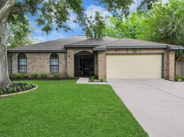 1703 San Jose St, Friendswood, TX 77546