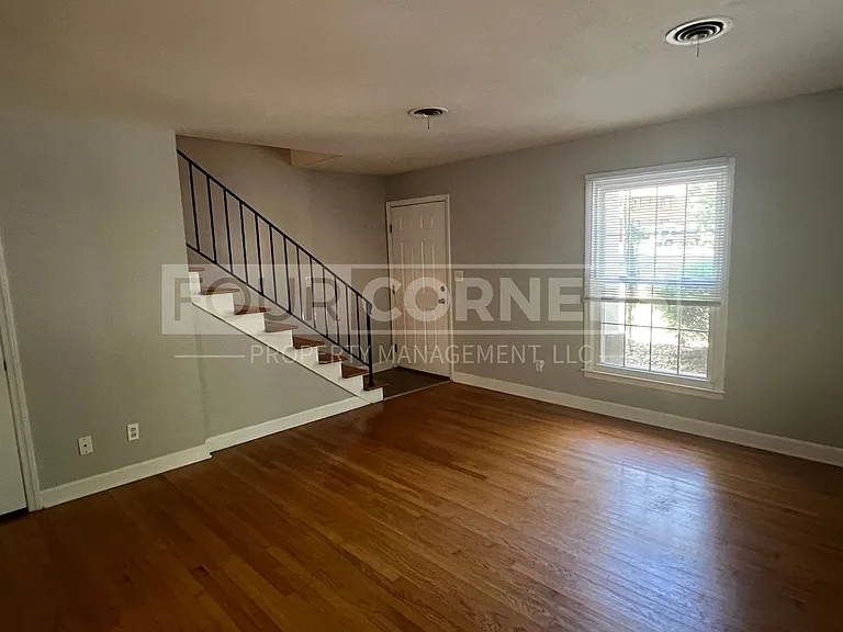 1019 Cypress Drive — Photo 2