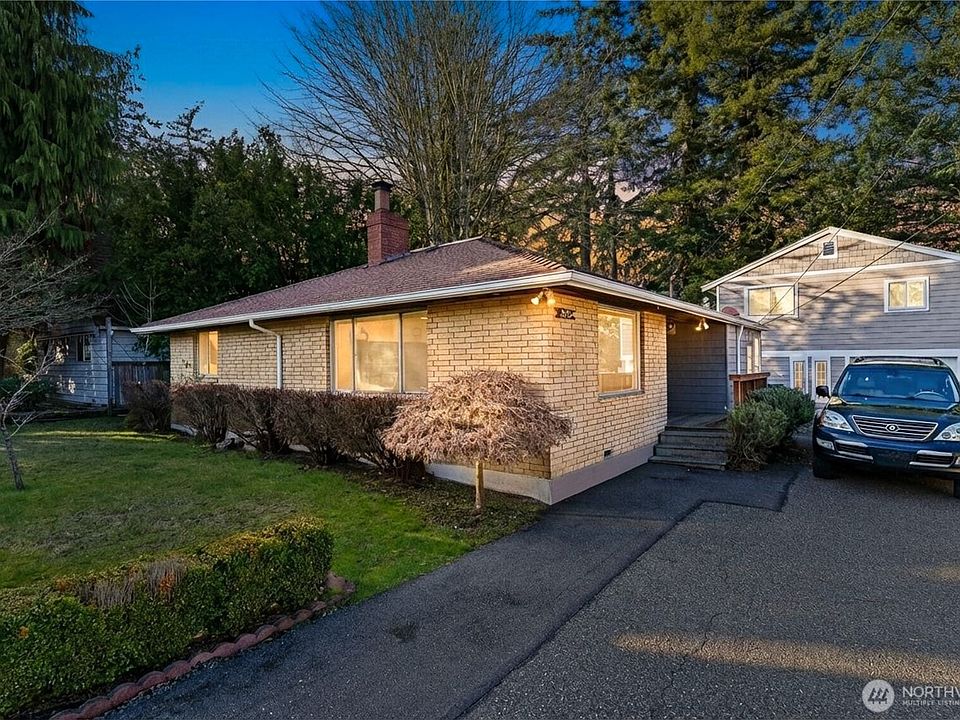 1st image of 22010 Brier Rd