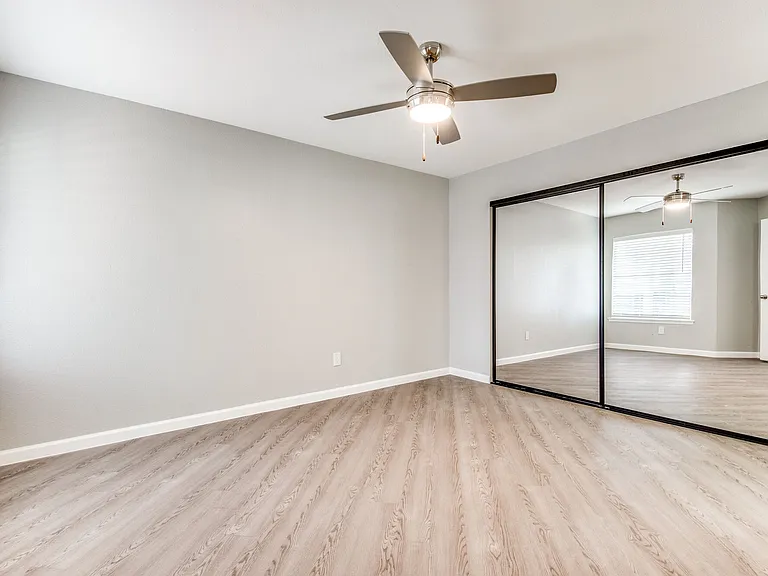 14135 Champions Dr — Photo 35
