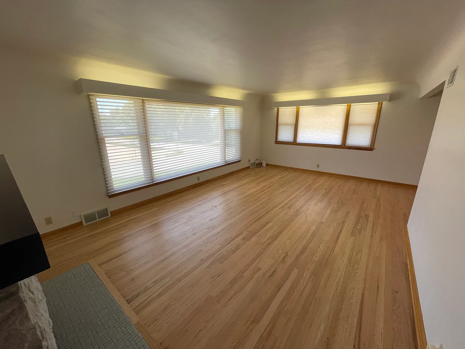 3 bed, 1678 sqft, $2,400 — Photo 4