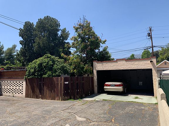 3rd image of 1971 E Villa St #4