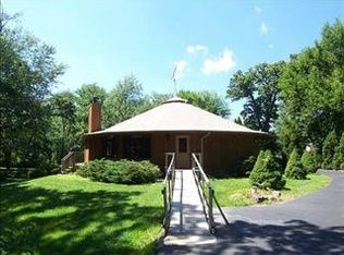 3210 Bay Rd, Crystal Lake, IL 60012