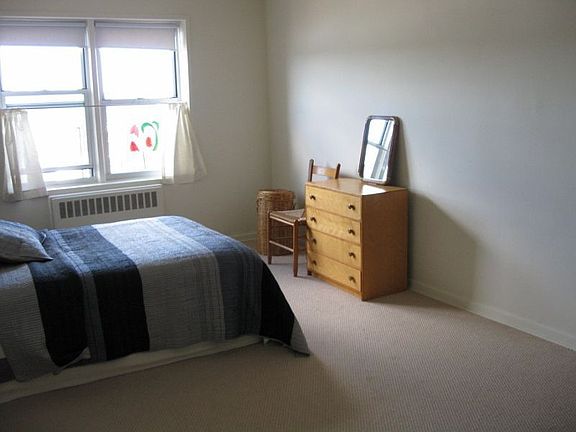 2nd image of 25 Sunnyside Dr APT 6J