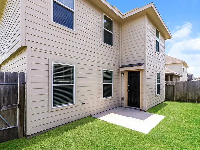 5635 Gara River Dr — Photo 5
