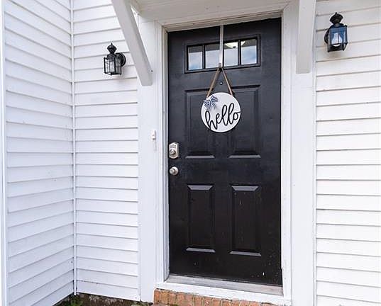 3rd image of 4566 Greenlaw Dr