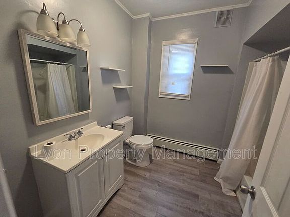 5th image of 55 Kossuth St Floor 1