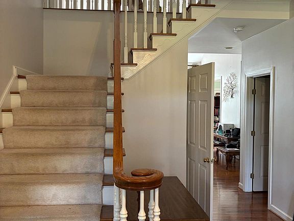 5th image of 6110 Maloney Way