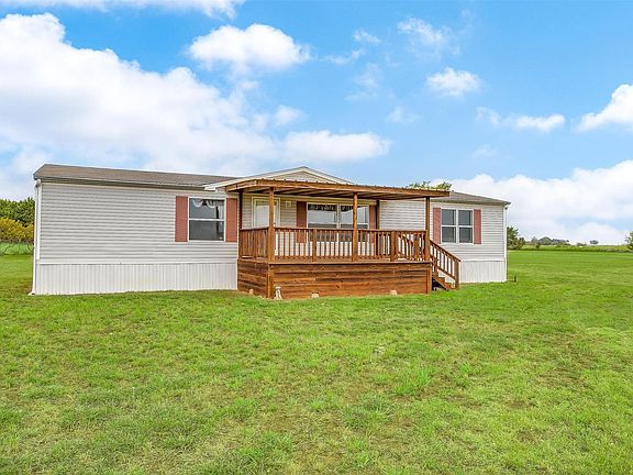 3rd image of 9064 Summit Ct E