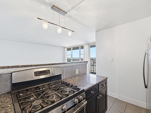 4th image of 6040 Boulevard East APT 21J