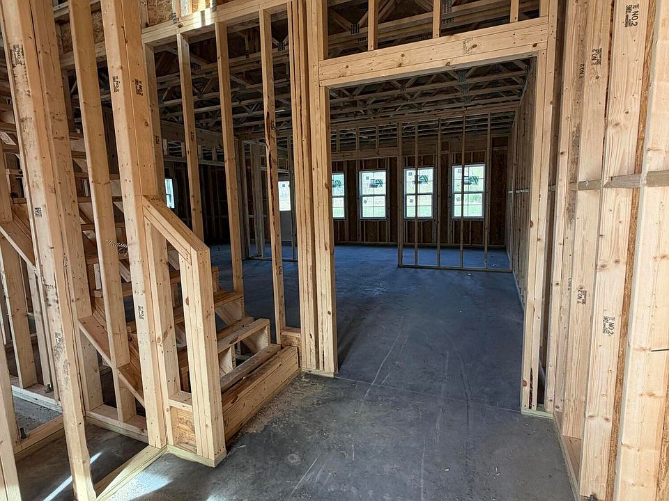 2nd image of 108 Palo Alto Park Drive