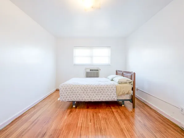 3617 Laconia Avenue image 21 of 46