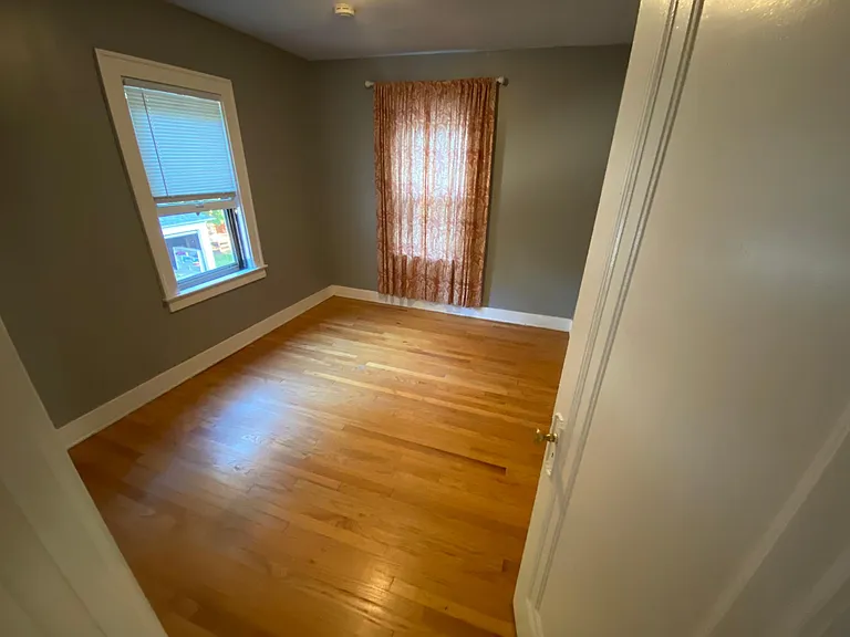 1122 Calvin Ave SE — Photo 10