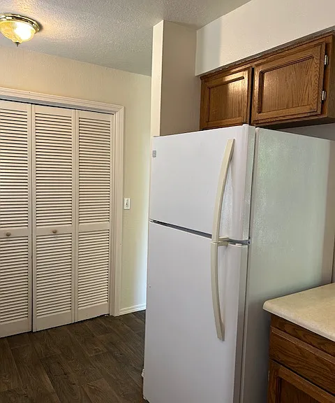 1166 Iowa St — Photo 10