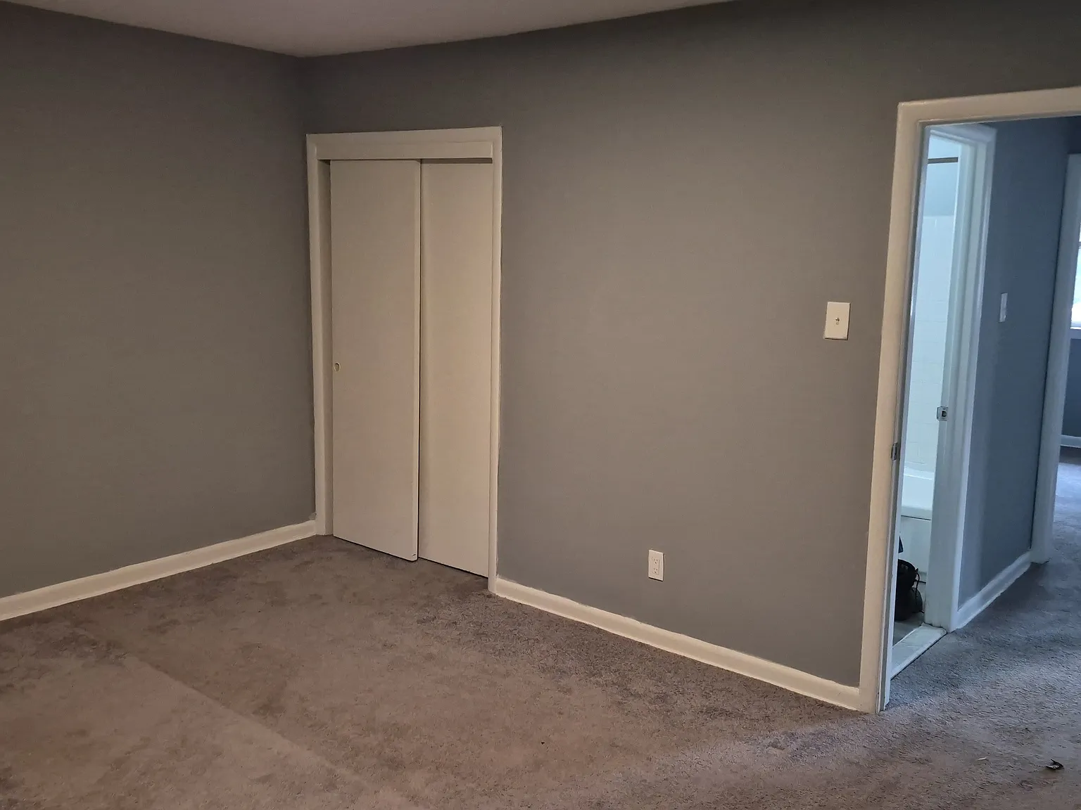 2 bed, 800 sqft, $1,500 — Photo 4